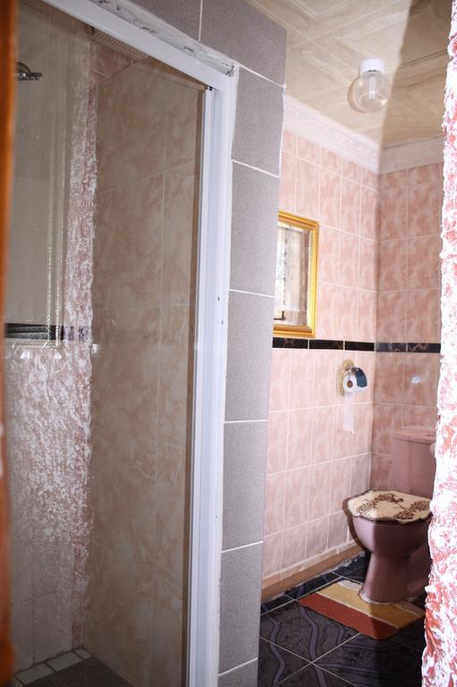 Guest House Macauly Йоханесбург Екстериор снимка